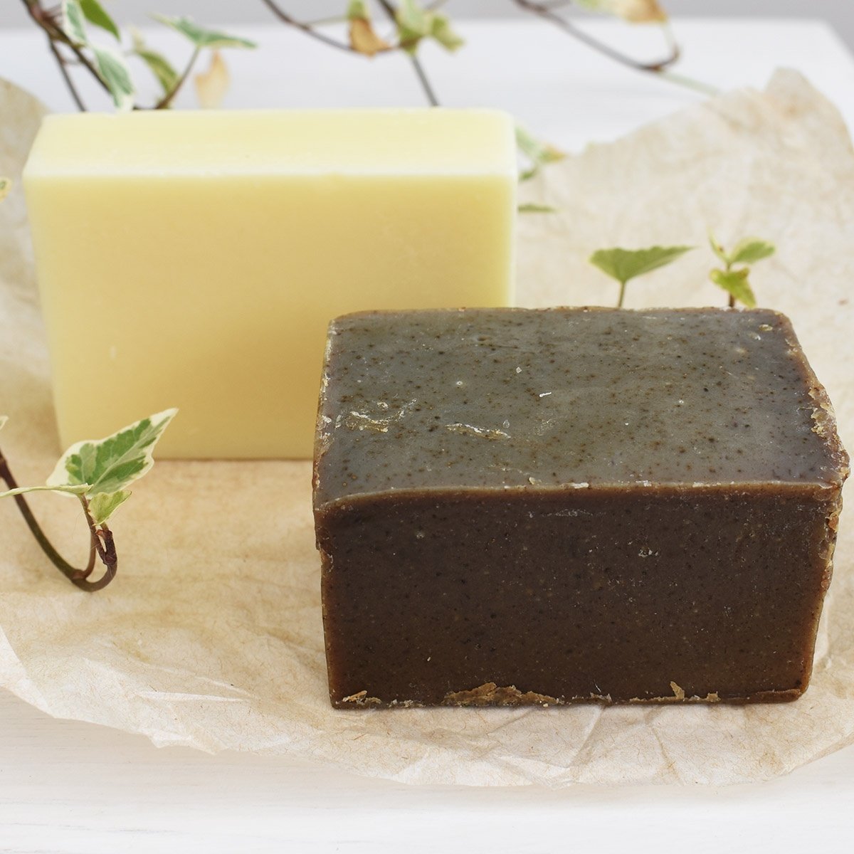 natural shampoo bars