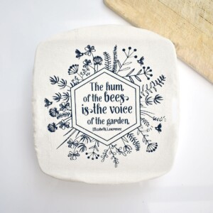 Your Green Kitchen Bee Print Cotton Casserole Dish Cover