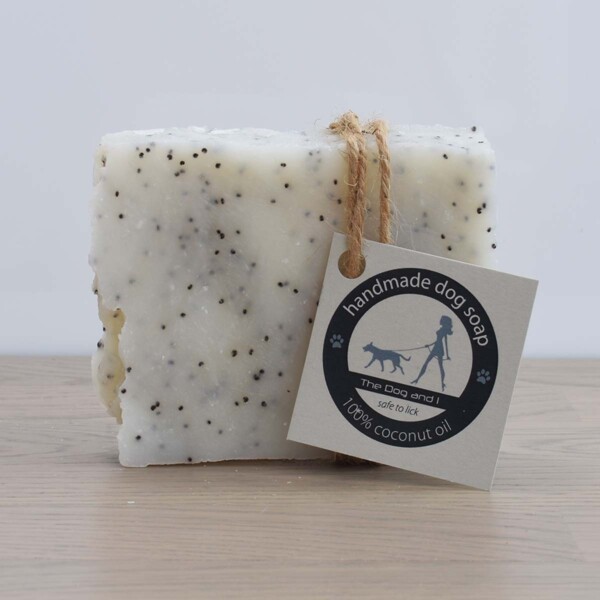 The Dog And I Coconut Oil Dog Shampoo Lavender Poppy Seed With Label