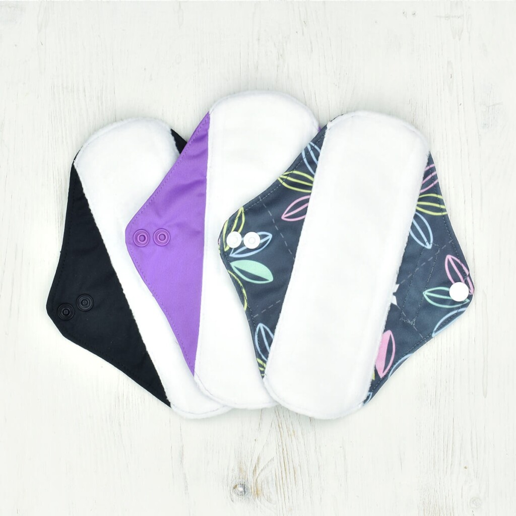 Earth Wise Girls Medium Reusable Sanitary Pads 3 Pack