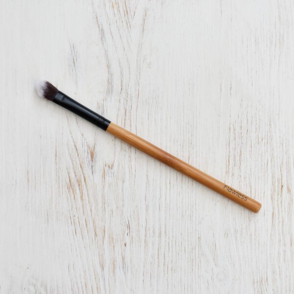 Flawless Angled Bamboo Makeup Blending Brush