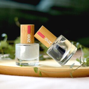 Zao Nail Base Coat And Top Coat