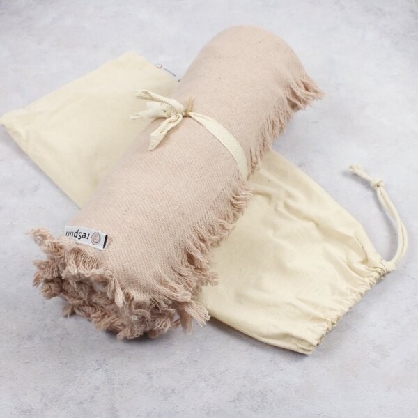 ReSpiin Recycled Wool Throw with Fringe Dusty Pink With Bag