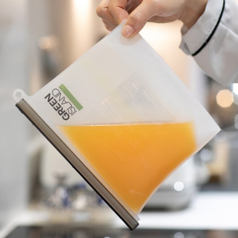 Silicone Ziplock Pouch 1000ml Peace With The Wild