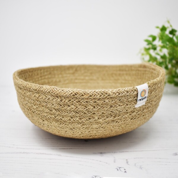 ReSpiin Medium Jute Basket – Natural