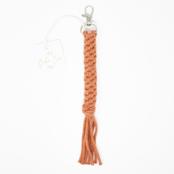 Crown Knot Macramé Keyring - Terracotta