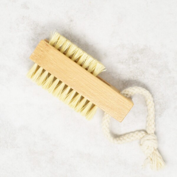 Bamboo & Sisal Bristle Nail Brush