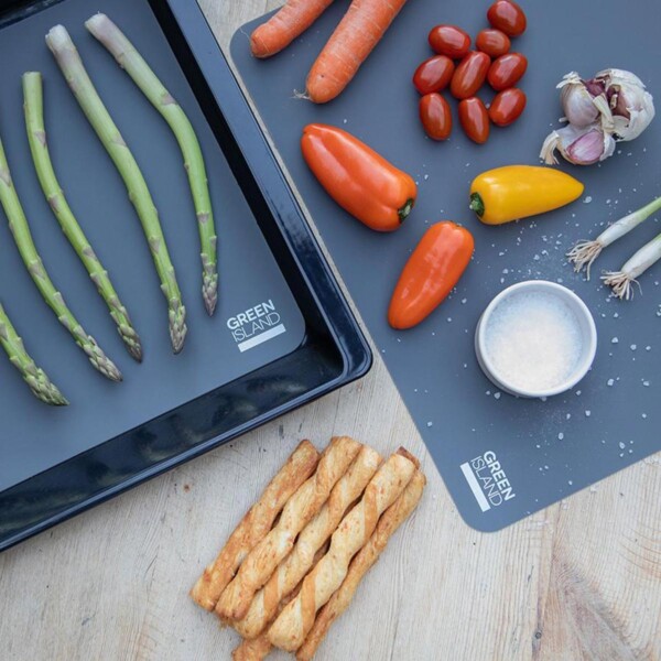 Silicone Baking Mat - Pack of 2 - Image 3