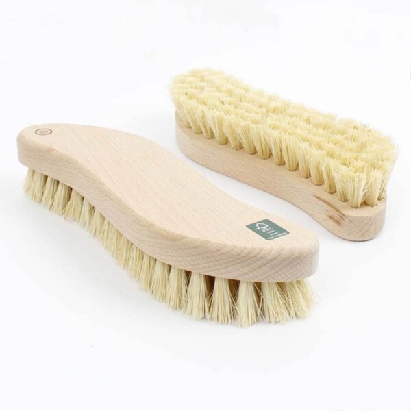 Wooden Scrubbing Brush Plant Based Bristles