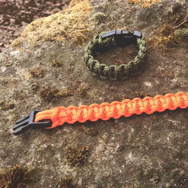 The Survival Bracelet Kit - Image 4