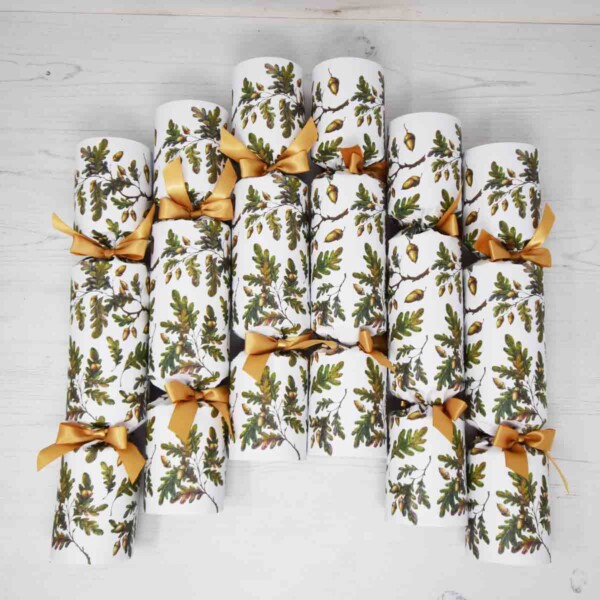 6 Luxury Christmas Crackers - Oak Leaves & Acorns