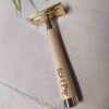 Premium Safety Razor - Maple/Gold - Image 3