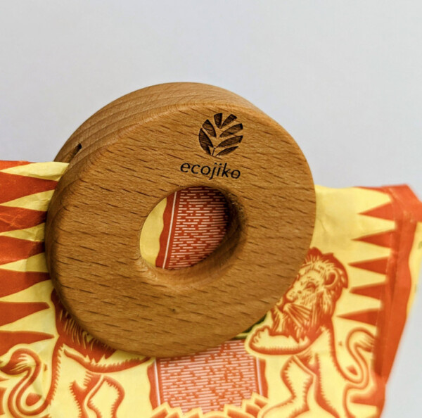 Wooden Plastic Free Food Clips - 4 Pack - Image 2