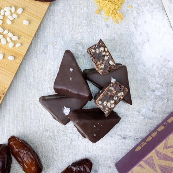 Salted Sticky Toffee Chocolate - 180g - Image 3