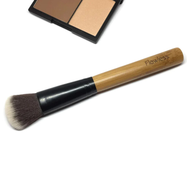 Bamboo Makeup Contour Brush - Image 2
