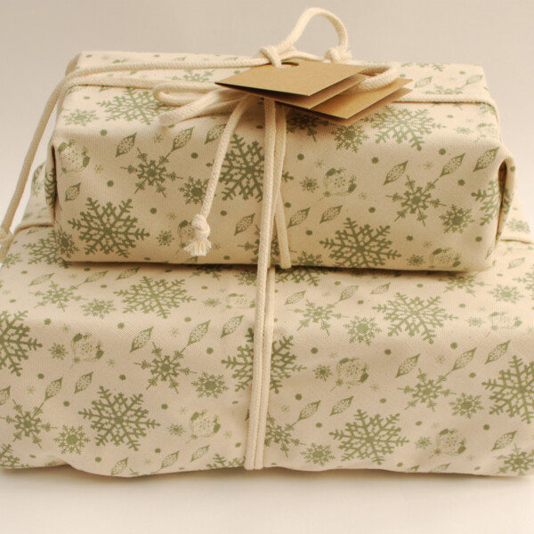 Organic Cotton Reusable Gift Wrap - Green