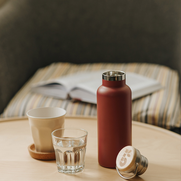 Stainless Steel Insulated Bottle 350ml - 1000ml - Red Berry - Image 6