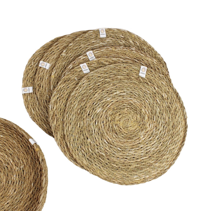 Image of Seagrass Tablemats with Holder – Set of 6